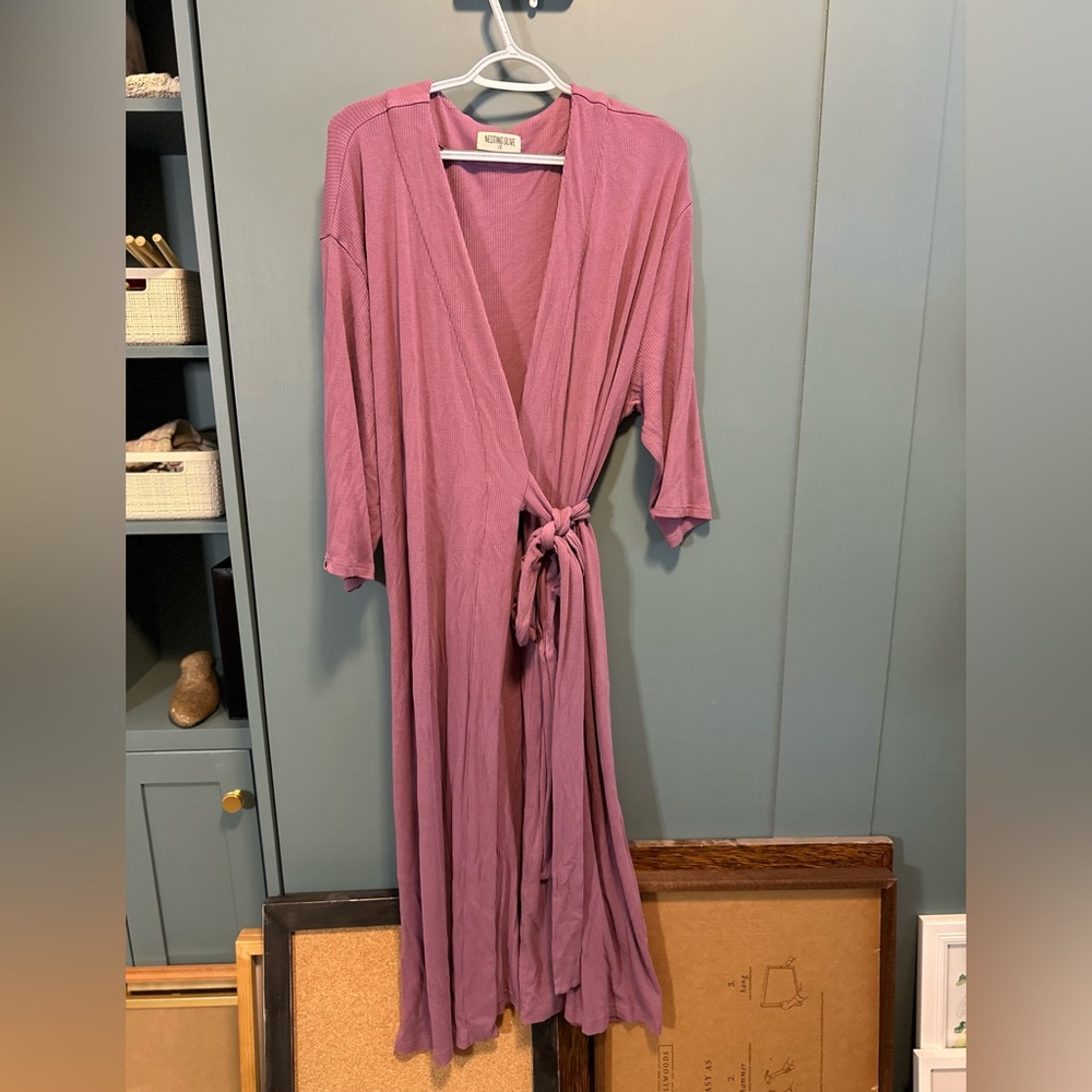Nesting Olive Women’s Wrap Robe
